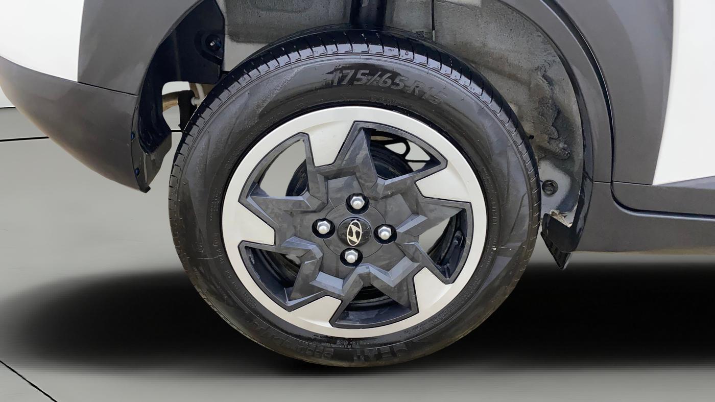 2025 Hyundai EXTER SX 1.2 MT Hy-CNG Duo , CNG, Manual, 3,515 km, Right Rear Wheel