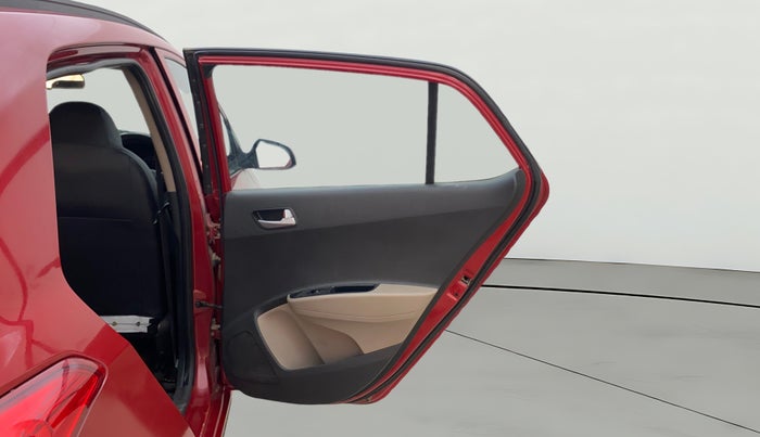 2017 Hyundai Grand i10 SPORTZ (O) AT 1.2 KAPPA VTVT, Petrol, Automatic, 63,246 km, RHS Rear Door