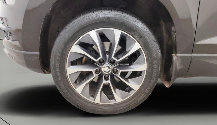 2020 Skoda Karoq STYLE 1.5 TSI AT, Petrol, Automatic, 77,141 km, Left Front Wheel