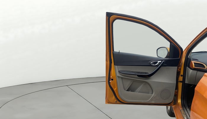 2017 Tata Tiago XZ PETROL, Petrol, Manual, 29,339 km, LHS Front Door