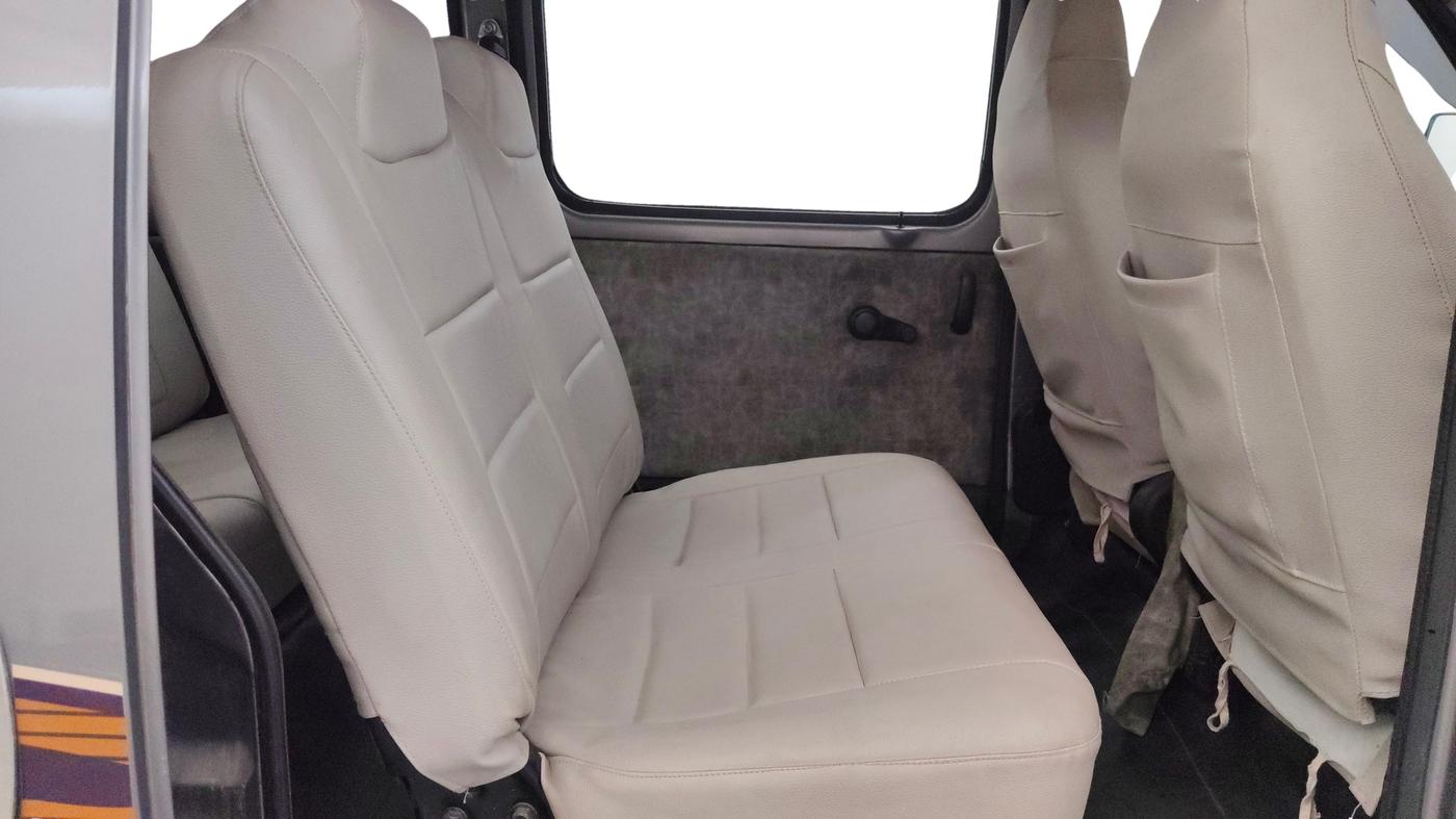 2017 Maruti Eeco 7 STR, Petrol, Manual, 32,097 km, Right Side Rear Door Cabin