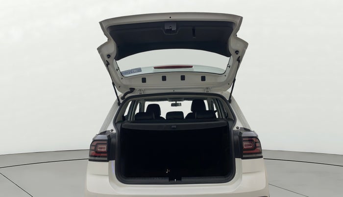 2022 Volkswagen TAIGUN HIGHLINE 1.0 TSI AT, Petrol, Automatic, 47,779 km, Boot Door Open