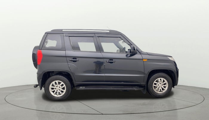 2017 Mahindra TUV300 T8, Diesel, Manual, 54,026 km, Right Side View
