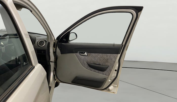 2017 Maruti Alto 800 LXI, Petrol, Manual, 15,049 km, RHS Front Door