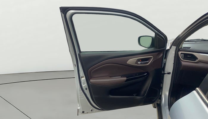 2024 Toyota Urban Cruiser Taisor V 1.0 Petrol MT, Petrol, Manual, 21,390 km, LHS Front Door