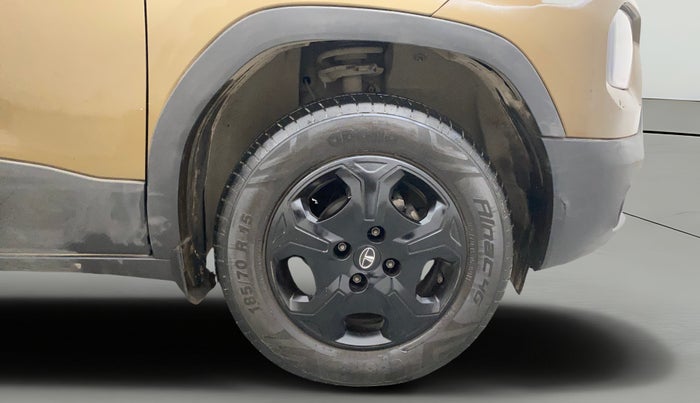 2023 Tata PUNCH ACCOMPLISHED MT, Petrol, Manual, 26,198 km, Right Front Wheel