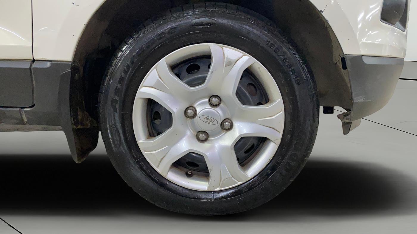 2016 Ford Ecosport TREND+ 1.5L DIESEL, Diesel, Manual, 1,34,740 km, Right Front Wheel