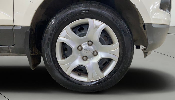 2016 Ford Ecosport TREND+ 1.5L DIESEL, Diesel, Manual, 1,34,726 km, Right Front Wheel