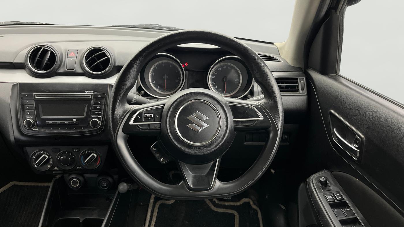 2018 Maruti Swift VXI, Petrol, Manual, 40,751 km, Steering Wheel Close Up