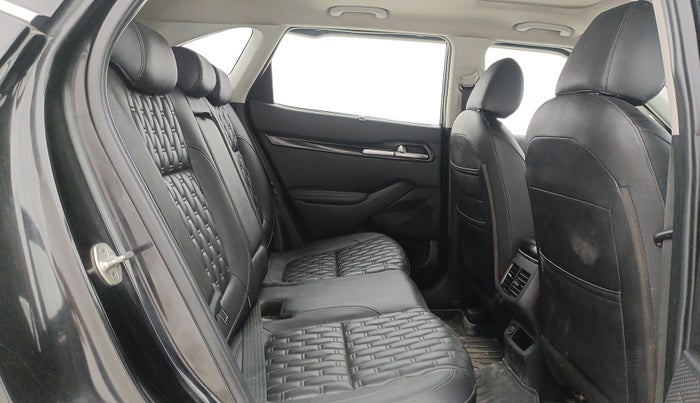 2021 KIA SELTOS HTX ANNIVERSARY EDITION 1.5 DIESEL, Diesel, Manual, 1,15,492 km, Right Side Rear Door Cabin