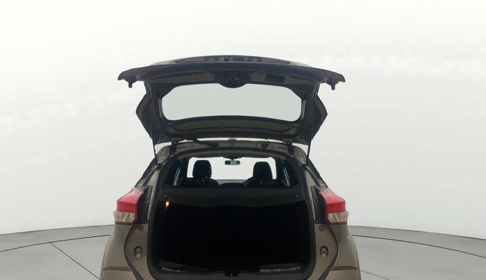 2021 Nissan Kicks XV 1.5, Petrol, Manual, 16,012 km, Boot Door Open