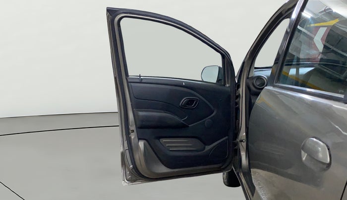 2017 Datsun Redi Go T (O), Petrol, Manual, 21,287 km, LHS Front Door