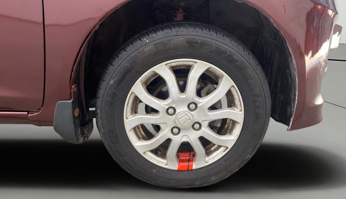 2014 Honda Amaze 1.2L I-VTEC VX, Petrol, Manual, 88,416 km, Right Front Wheel