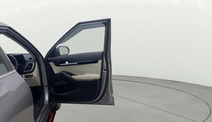 2021 KIA SELTOS HTX 1.5 CVT PETROL, Petrol, Automatic, 61,116 km, RHS Front Door