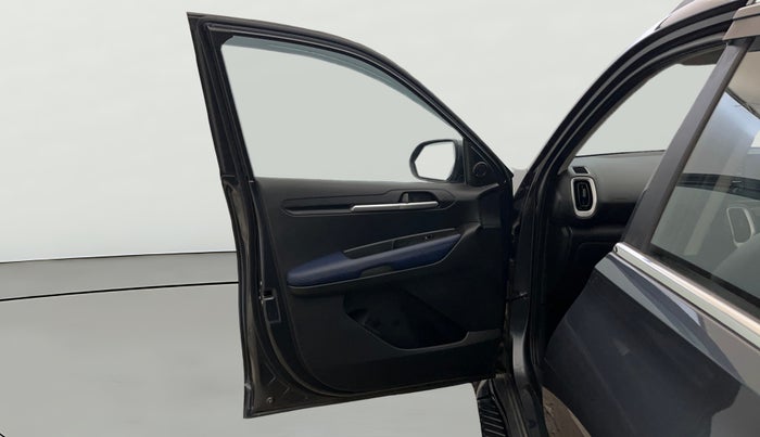 2024 KIA SONET Gravity 1.2 Petrol MT, Petrol, Manual, 12,824 km, LHS Front Door