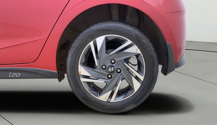 2021 Hyundai NEW I20 ASTA 1.2 AT, Petrol, Automatic, 24,758 km, Left Rear Wheel