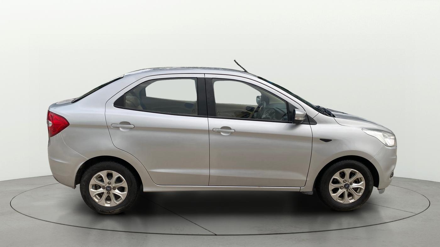 2017 Ford Figo Aspire TITANIUM 1.2 PETROL, Petrol, Manual, 67,333 km, Right Side View