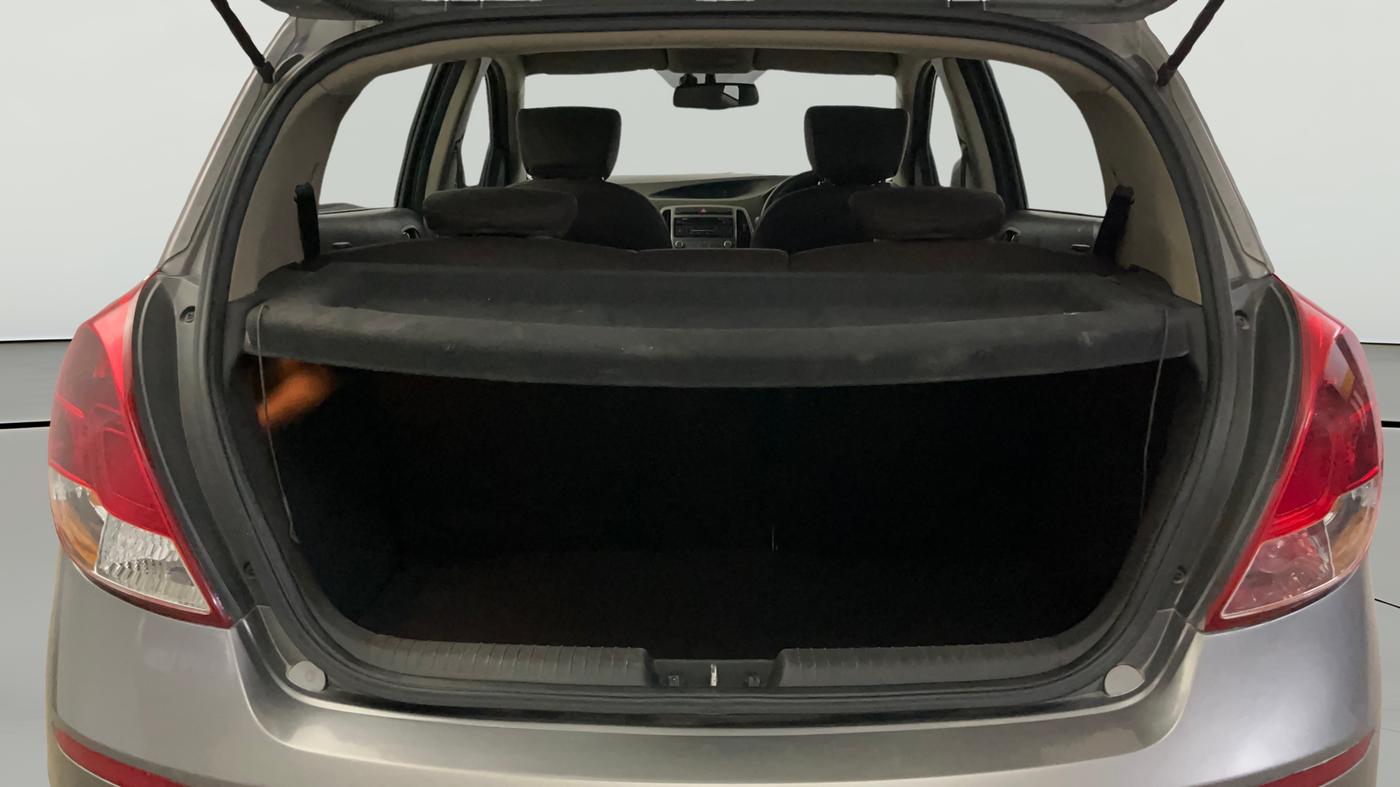 2014 Hyundai i20 SPORTZ 1.2, Petrol, Manual, 36,874 km, Boot Open Zoomed View