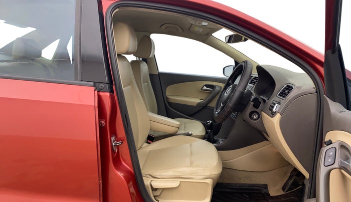 2019 Volkswagen Vento HIGHLINE DIESEL 1.5, Diesel, Manual, 1,33,655 km, Right Side Front Door Cabin