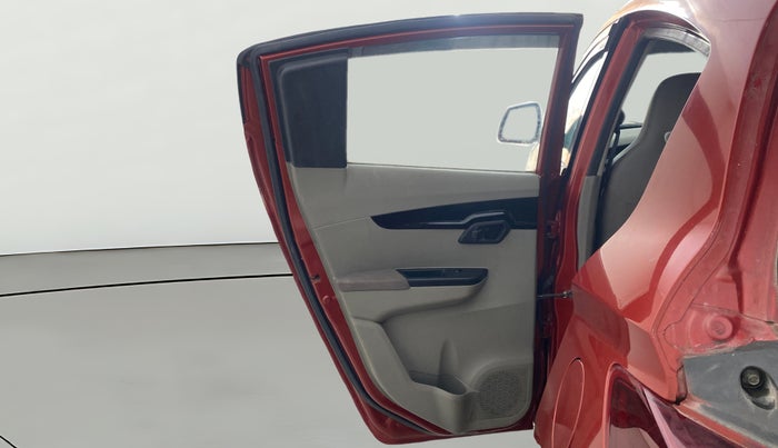 2016 Mahindra Kuv100 K8 6 STR, Petrol, Manual, 54,693 km, LHS Rear Door