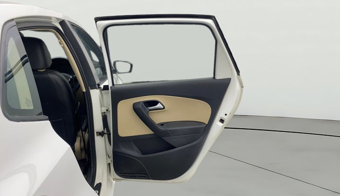 2017 Volkswagen Ameo HIGHLINE PLUS 1.5L AT 16 ALLOY, Diesel, Automatic, 1,37,489 km, RHS Rear Door