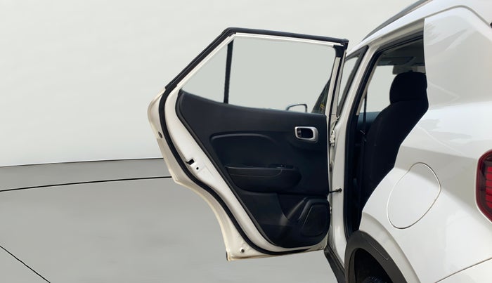 2020 Hyundai VENUE SX 1.5 CRDI, Diesel, Manual, 45,316 km, LHS Rear Door