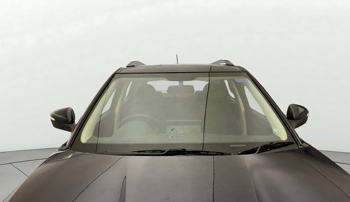 2024 Mahindra XUV 3XO MX3 1.2 L TCMPFI AT, Petrol, Automatic, 2,214 km, Front Windshield