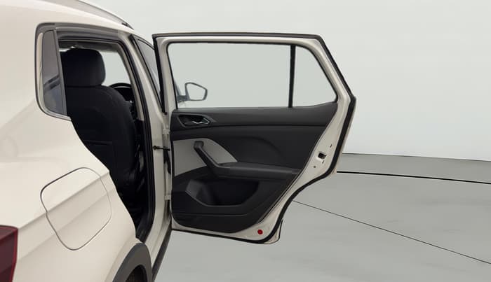 2022 Skoda KUSHAQ STYLE 1.5L TSI DSG, Petrol, Automatic, 40,532 km, RHS Rear Door