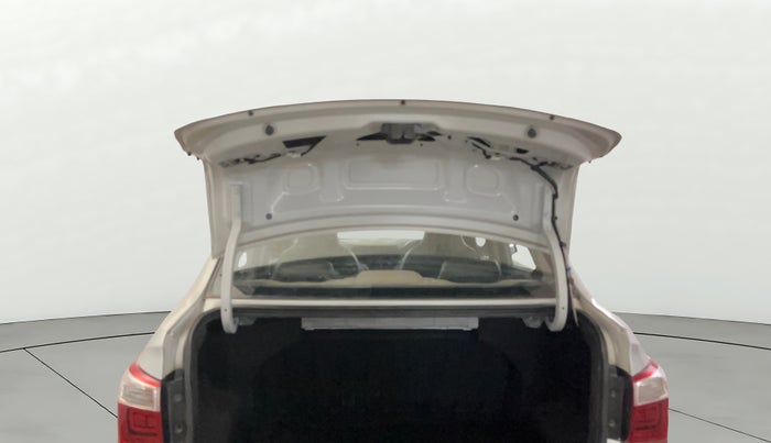 2018 Hyundai Xcent S 1.2, Petrol, Manual, 73,540 km, Boot Door Open