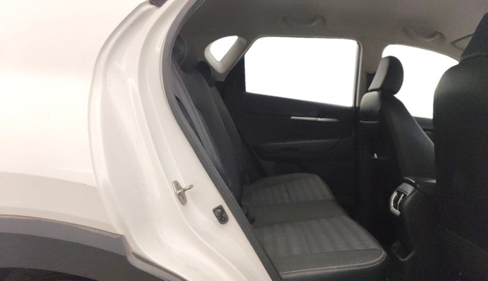 2021 KIA SONET HTK PLUS 1.2, Petrol, Manual, 21,878 km, Right Side Rear Door Cabin