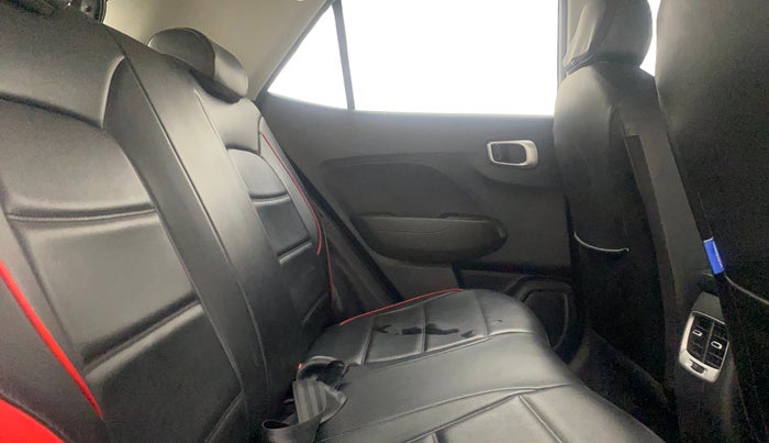 2021 Hyundai VENUE SX 1.0 TURBO IMT, Petrol, Manual, 34,472 km, Right Side Rear Door Cabin