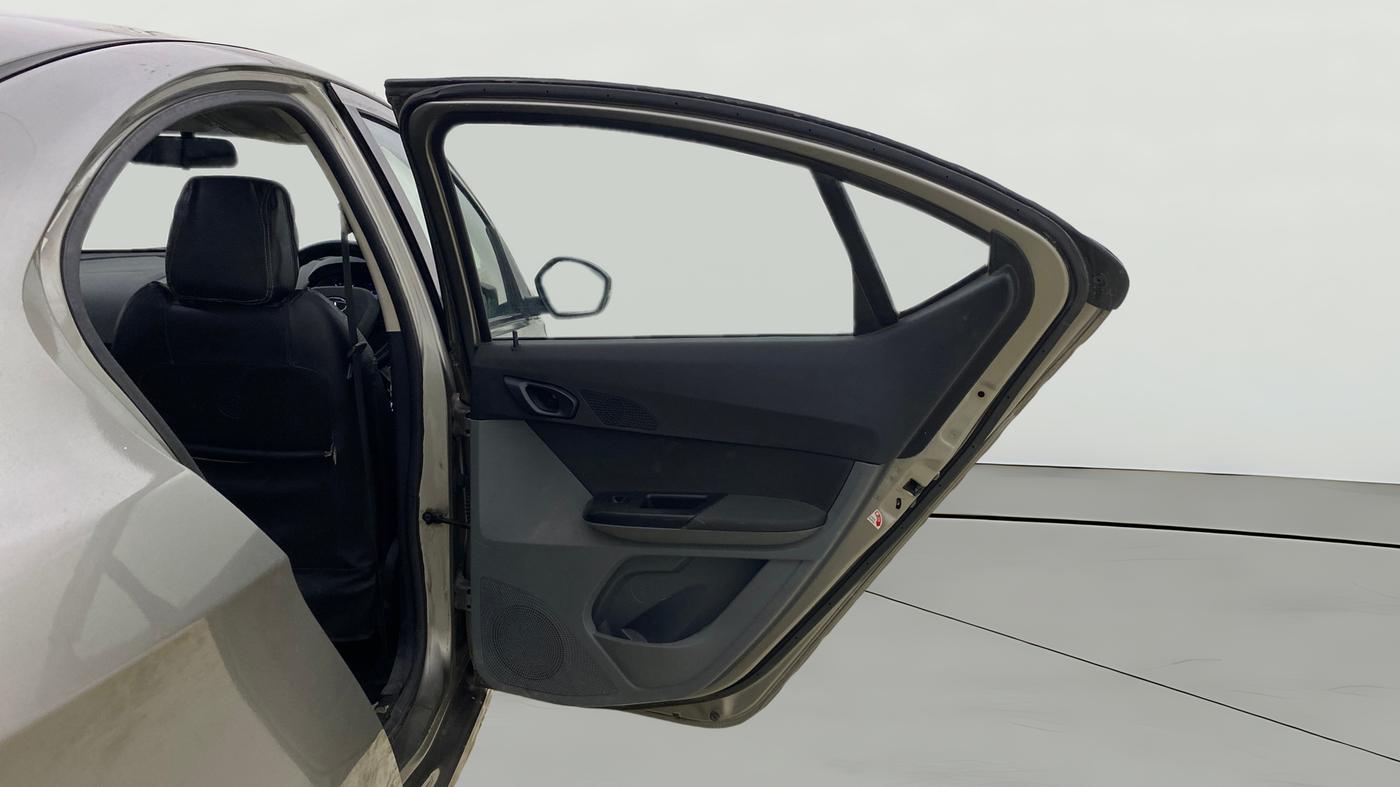 2019 Tata TIGOR XZ PETROL, Petrol, Manual, 86,634 km, RHS Rear Door