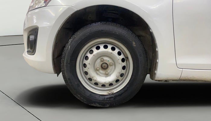 2015 Maruti Swift LXI, Petrol, Manual, 45,310 km, Left Front Wheel