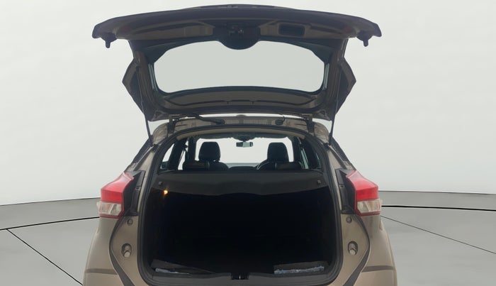 2021 Nissan Kicks XV 1.5, Petrol, Manual, 16,012 km, Boot Open Zoomed View