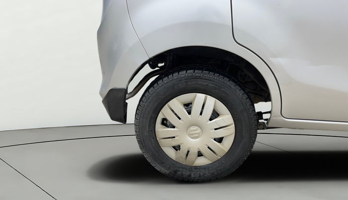 2016 Maruti Alto 800 LXI, Petrol, Manual, 32,379 km, Right Rear Wheel