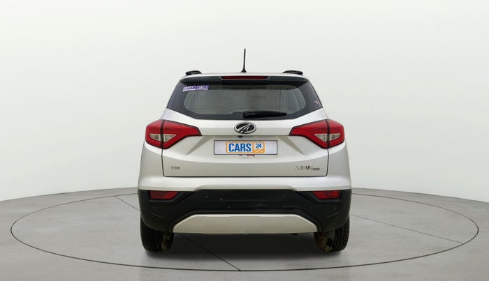 2020 Mahindra XUV300 W8 (O) 1.2 PETROL, Petrol, Manual, 1,03,497 km, Back/Rear