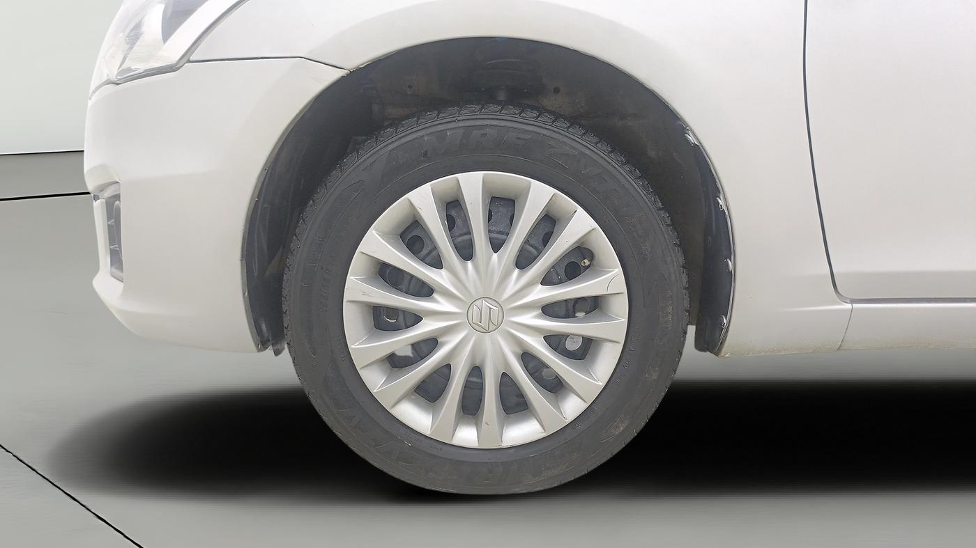 2016 Maruti Ciaz VXI, Petrol, Manual, 400 km, Left Front Wheel