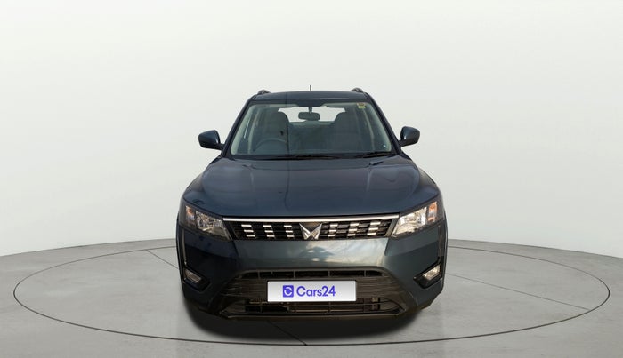 2023 Mahindra XUV300 W6 1.2 PETROL AMT, Petrol, Automatic, 16,670 km, Front