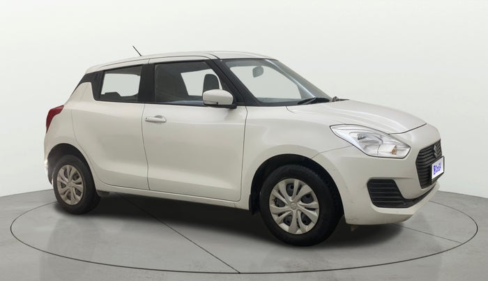 2019 Maruti Swift VXI AMT, Petrol, Automatic, 82,246 km, Right Front Diagonal
