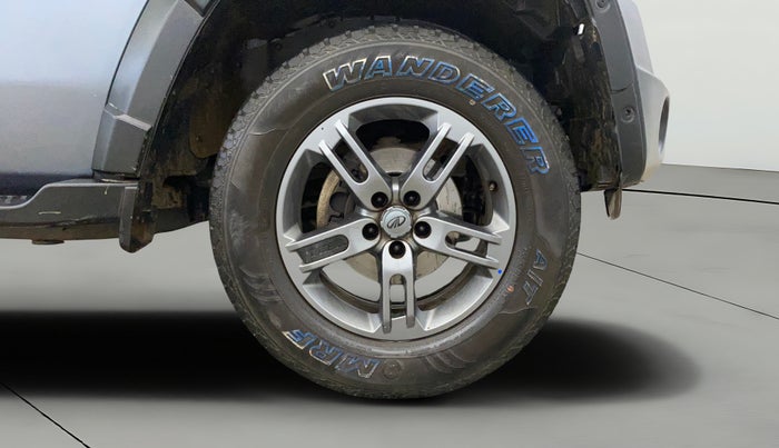 2021 Mahindra Thar LX PETROL HT 4WD AT, Petrol, Automatic, 32,443 km, Right Front Wheel