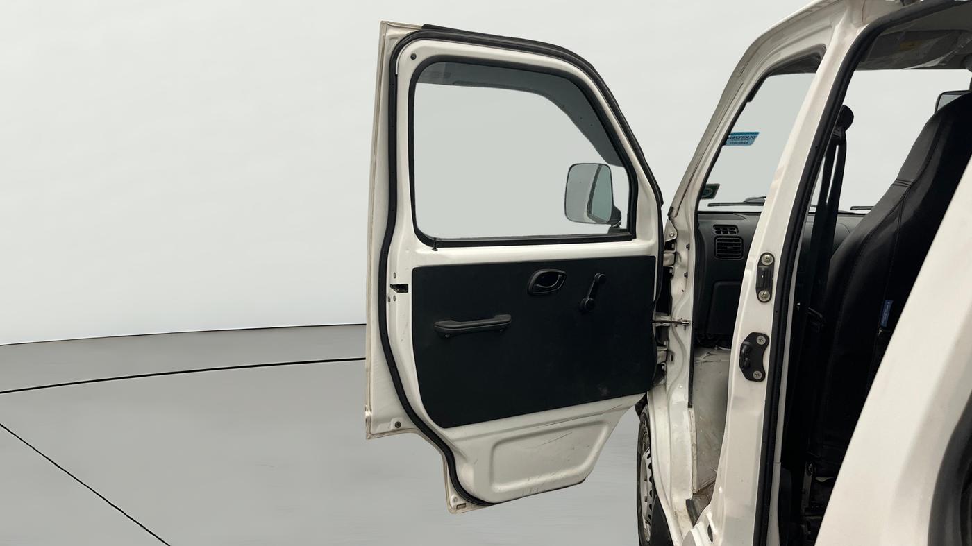 2023 Maruti Eeco 5 STR AC CNG, CNG, Manual, 67,042 km, LHS Front Door