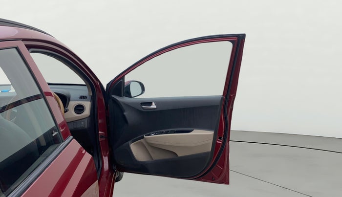 2015 Hyundai Grand i10 SPORTZ 1.2 KAPPA VTVT, Petrol, Manual, 56,866 km, RHS Front Door