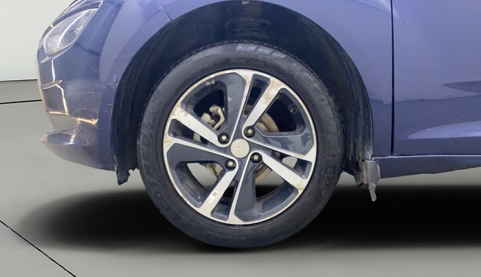 2023 Tata ALTROZ XZA + SUNROOF, Petrol, Automatic, 24,105 km, Left Front Wheel