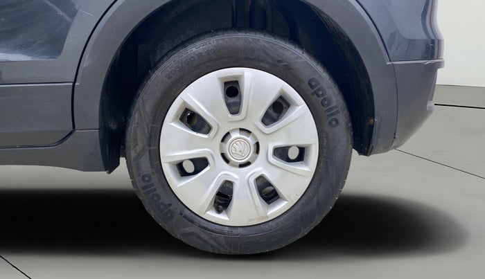 2022 Skoda KUSHAQ ACTIVE 1.0L TSI MT, Petrol, Manual, 37,190 km, Left Rear Wheel