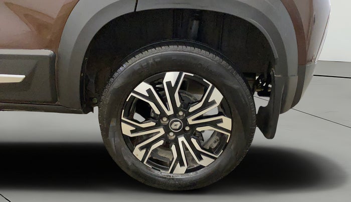 2023 Renault Kiger RXT (O) AMT, Petrol, Automatic, 9,316 km, Left Rear Wheel