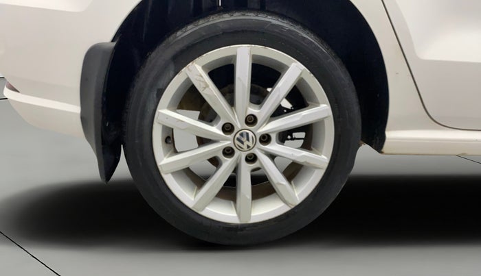 2018 Volkswagen Ameo HIGHLINE PLUS 1.0L 16 ALLOY, Petrol, Manual, 1,14,764 km, Right Rear Wheel