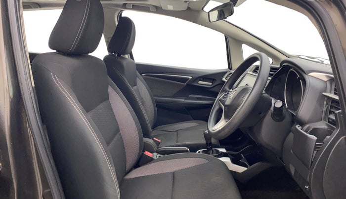 2017 Honda WR-V 1.5L I-DTEC VX MT, Diesel, Manual, 1,12,984 km, Right Side Front Door Cabin