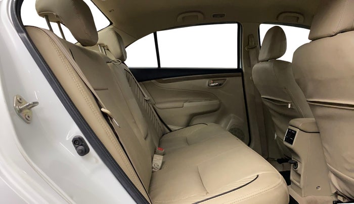 2021 Maruti Ciaz ZETA 1.5 SHVS MT PETROL, Petrol, Manual, 72,376 km, Right Side Rear Door Cabin