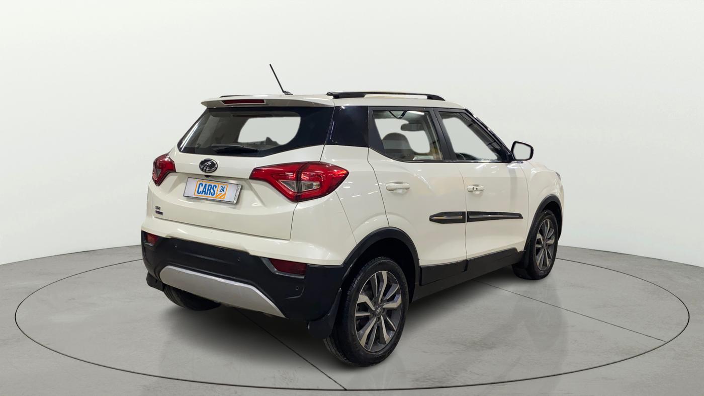 2021 Mahindra XUV300 W8 (O) 1.5 DIESEL AMT, Diesel, Automatic, 60,064 km, Right Back Diagonal