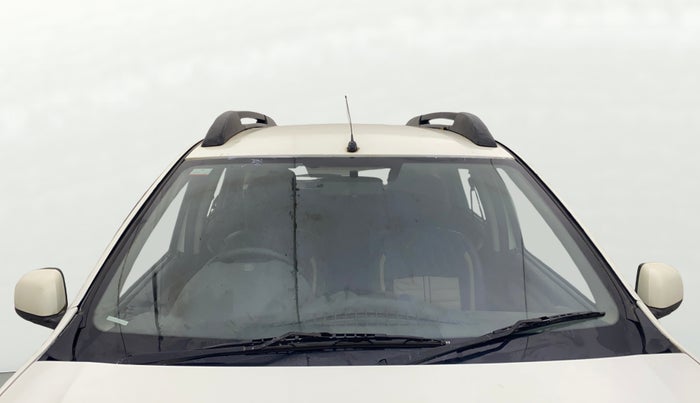 2014 Renault Duster 85 PS RXL DIESEL, Diesel, Manual, 1,15,074 km, Front Windshield